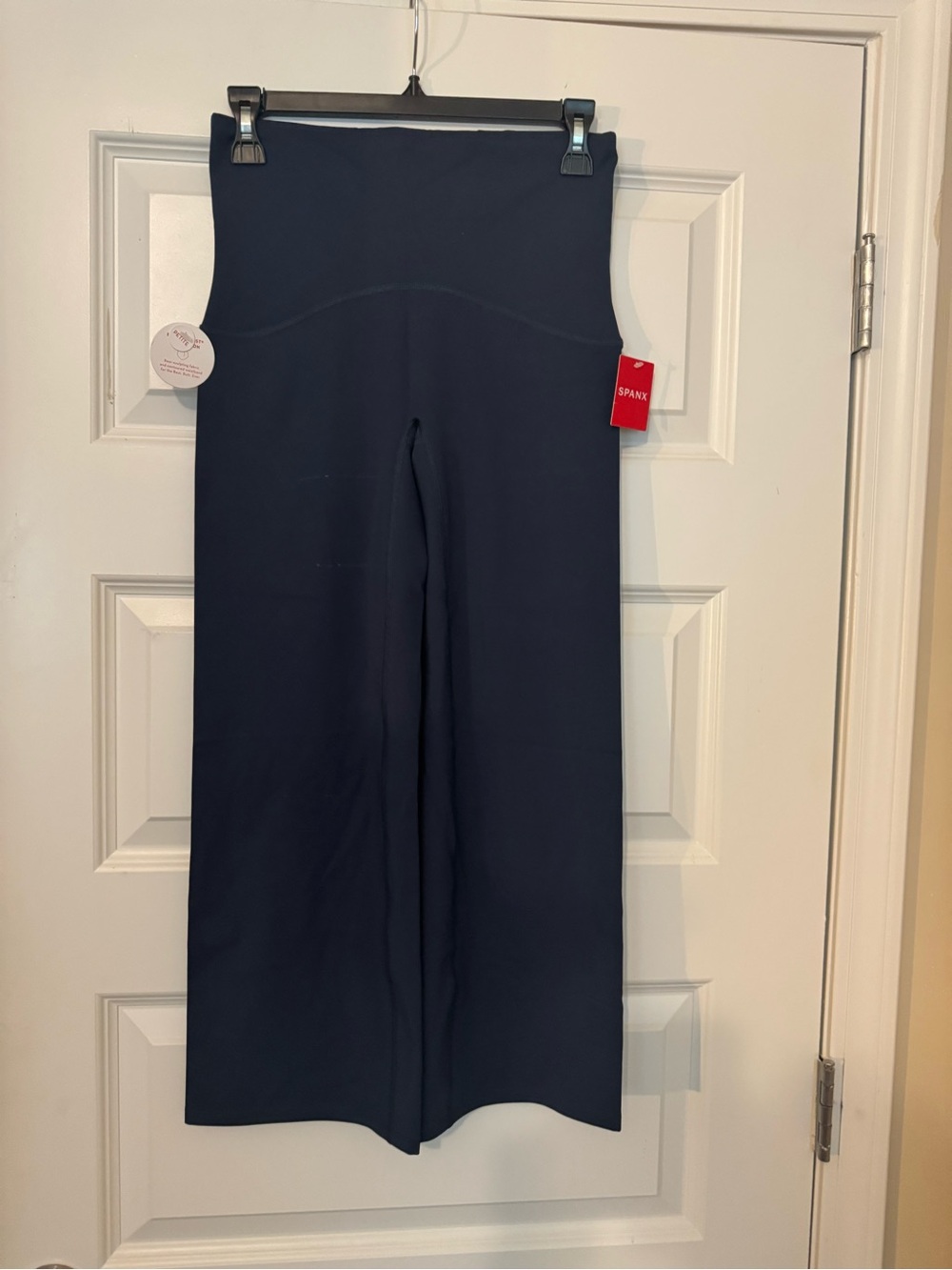 SPANX Booty Boost Ankle Flare Active Leggings- Midnight Navy Medium Petite